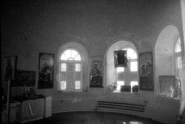 храм внутри 1998 г.